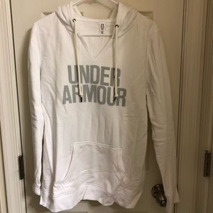 White Under Armour Women’s Medium hoodie